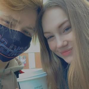 Meet your Posher, Maria